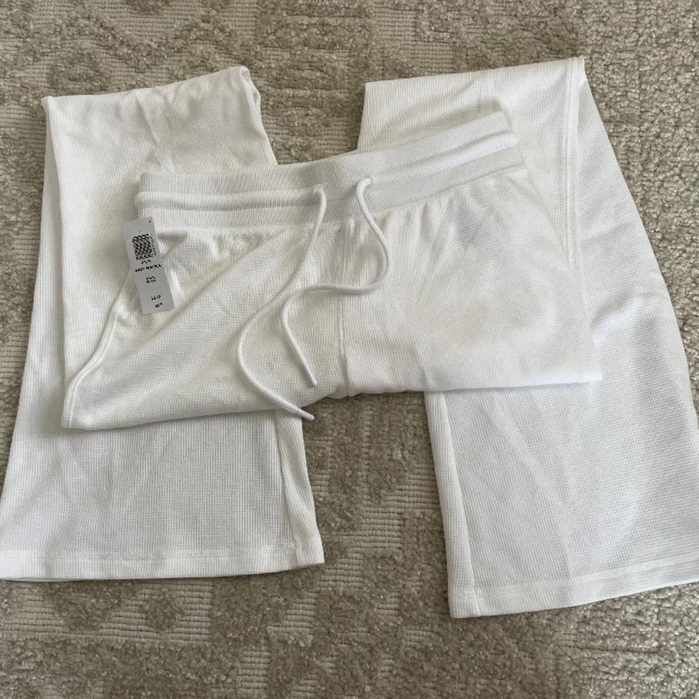 Sunday Best NWT White drawstring, waffle Summer flared light weight pants